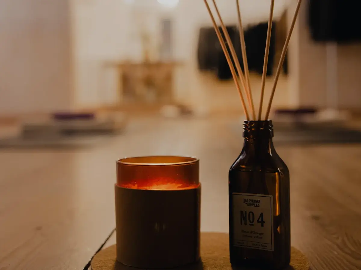 yoga-hilft-nardini-concept